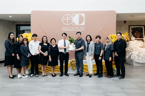 สำนักงานสภามหาวิทยาลัยร่วมแสดงความยินดี 🖼️🎓 ในโอกาสครบรอบ 33 ปี วันคล้ายวันสถาปนาคณะศิลปกรรมศาสตร์